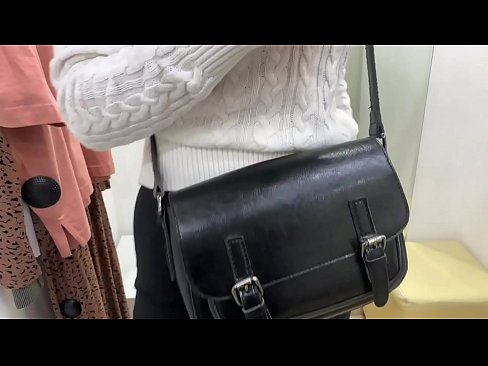 ❤️ Masturbasi publik dari jalang muda FeralBerry dengan dildo di kamar pas ❤ Porn keras di porno id.special-grasser.ru ️